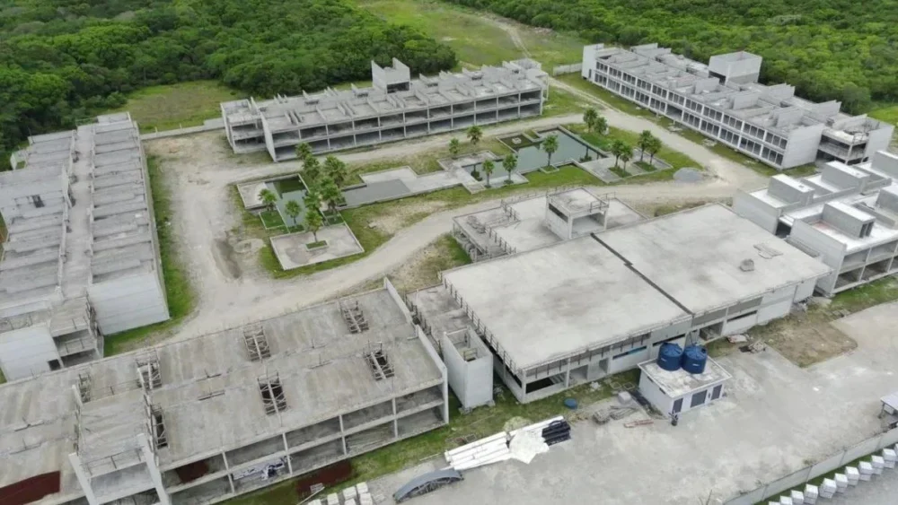 Acordo do MPSC com Surfland: Resort em SC até 2026