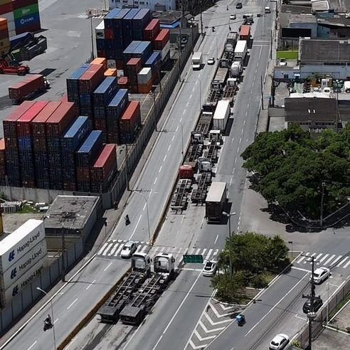 Caos no Trânsito em Itajaí Após Entrega do Porto à Bahia
