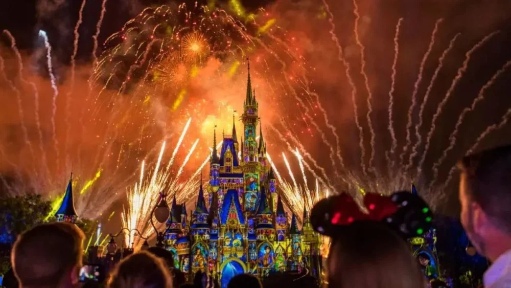 Disney traz parque natalino gigante para Curitiba