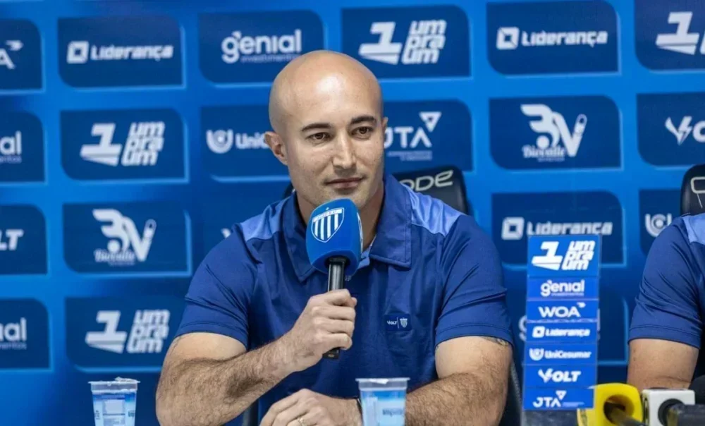 Avaí apresenta novos líderes e discute SAF