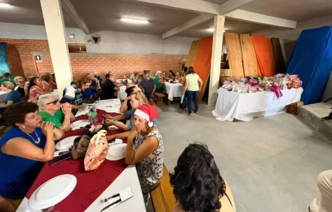 Confraternização marca encerramento das atividades em Itajaí