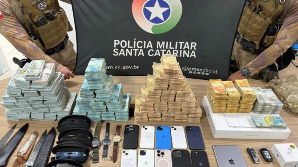 Escândalo em SC: Policiais e o Lobo do Batel