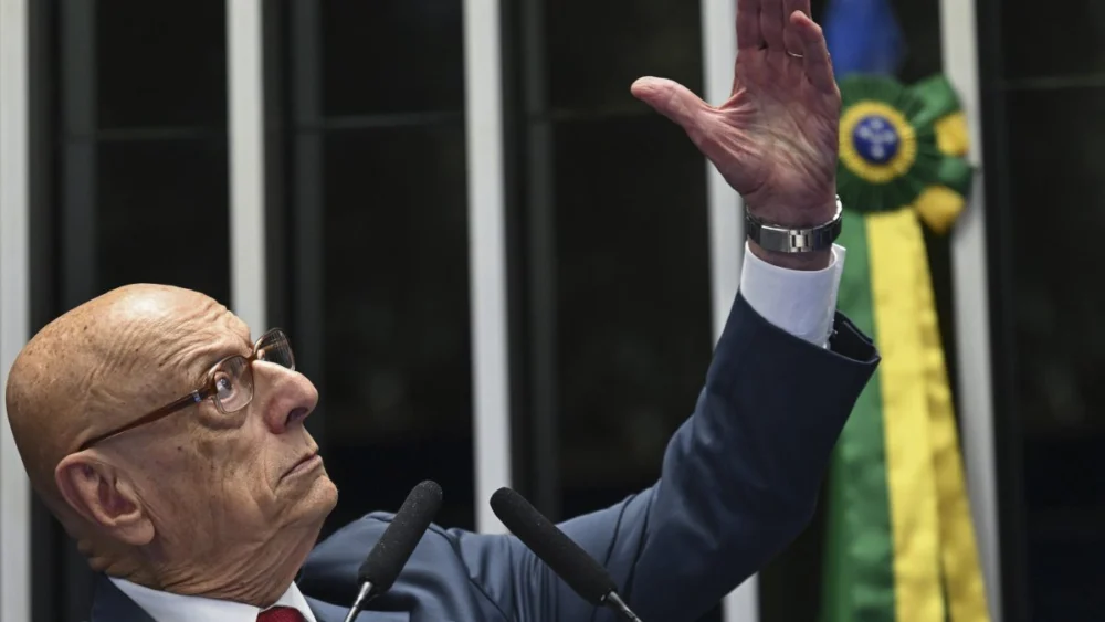 Esperidião Amin: A Trajetória de um Líder Experiente