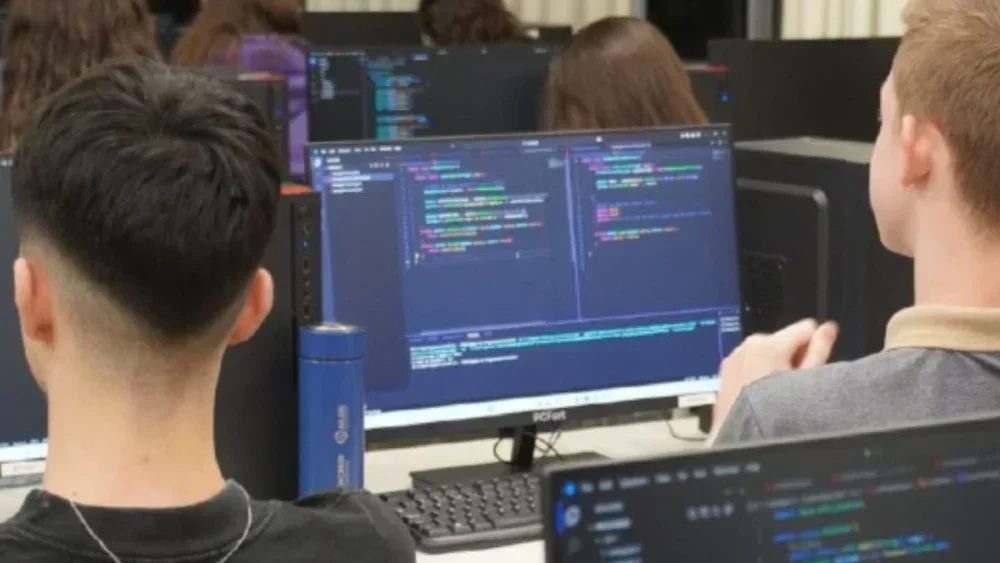 Furb lança graduação em Ciência de Dados em SC em 2026