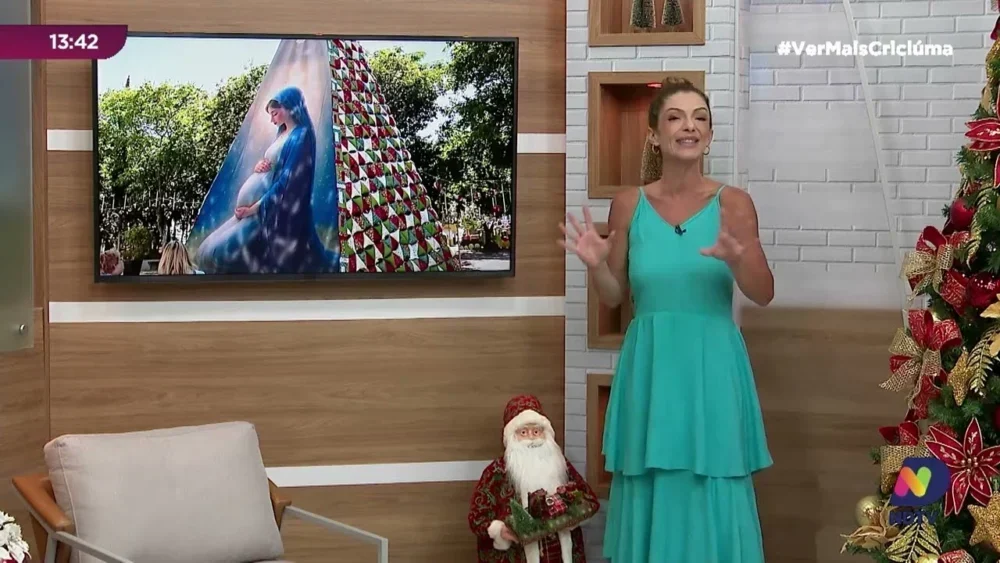 Içara Celebra o Natal com Árvore de Patchwork de 9 Metros