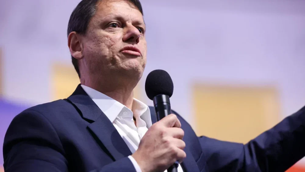 Tarcísio de Freitas e a Direita em Santa Catarina