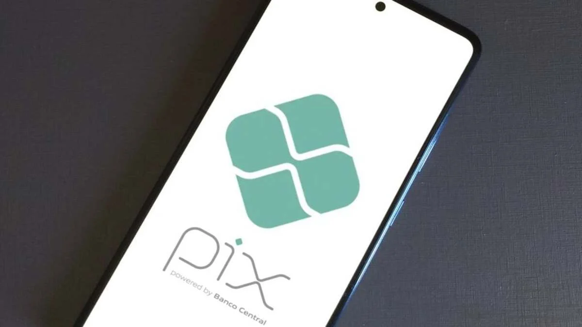 Banco Central impõe rastreamento do Pix e combate fraudes que custaram R$ 4,9 bilhões