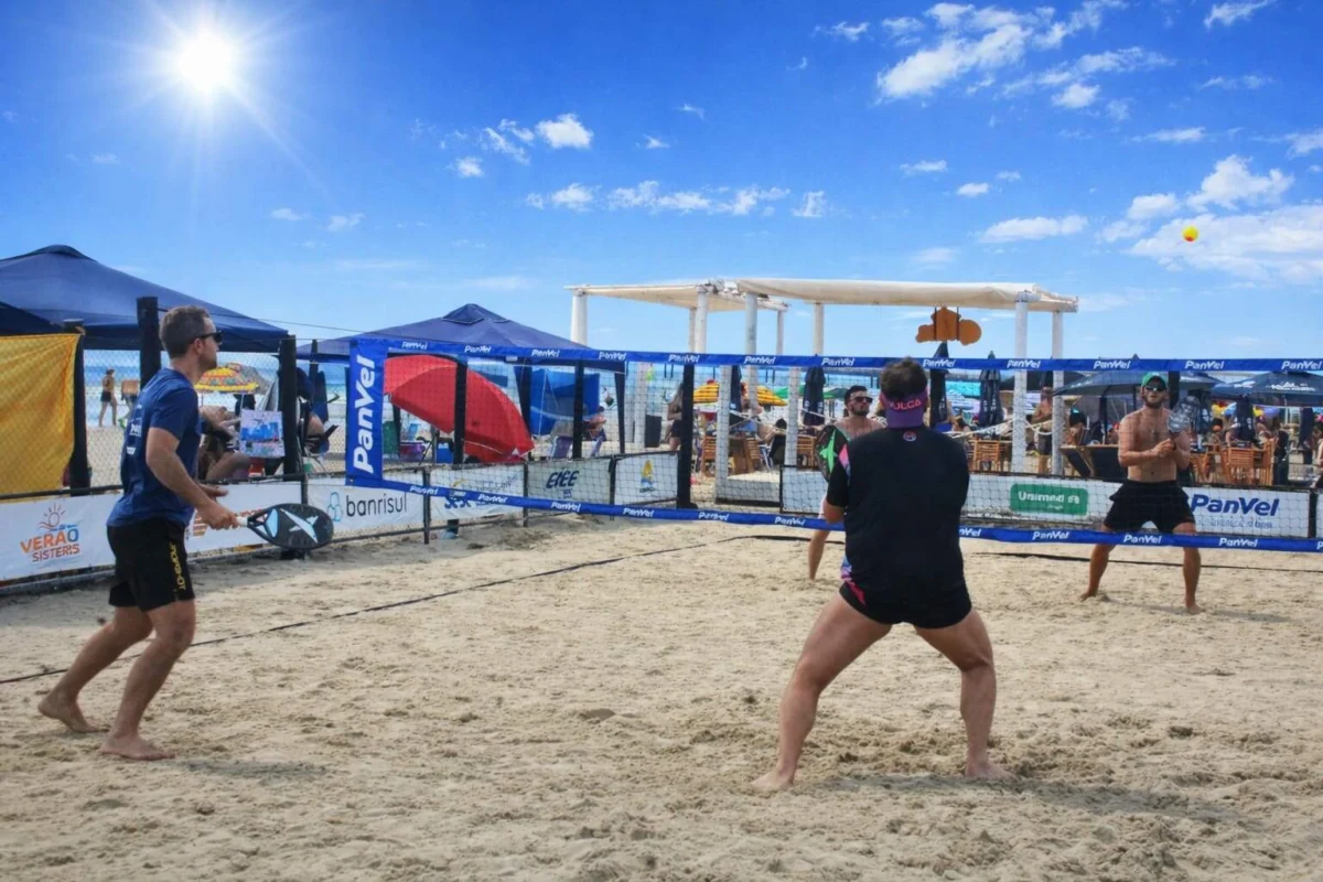 Beach Tennis: Brasil supera 1 milhão de praticantes e revela benefícios à saúde