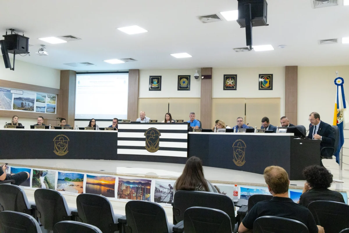 Conasa e Prefeitura enfrentam críticas sobre esgoto em Itapema e medidas urgentes