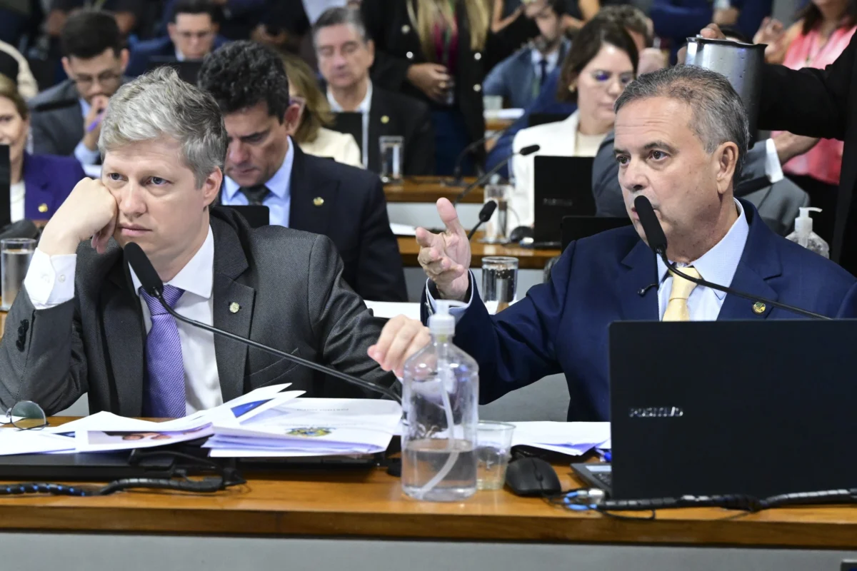 CPI do INSS exige dados de quebra de sigilo de Daniel Vorcaro ao STF