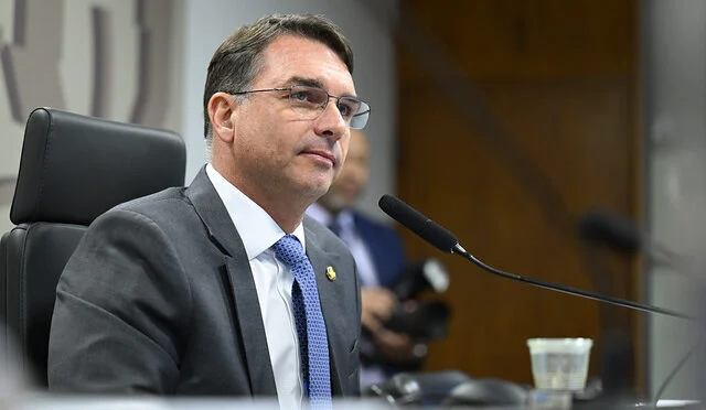 Flávio Bolsonaro afirma buscar unidade da direita e descarta insatisfação de Michelle