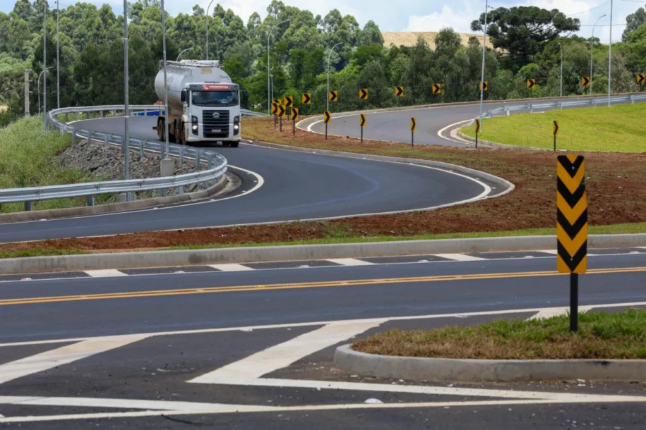 Governo de Santa Catarina investe R$ 5,15 bilhões e transforma infraestrutura