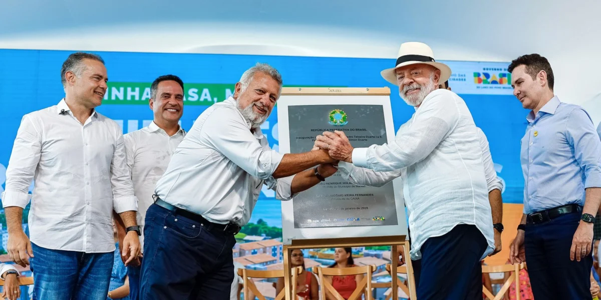 Lula critica defesa de Daniel Vorcaro e destaca conquistas em Alagoas