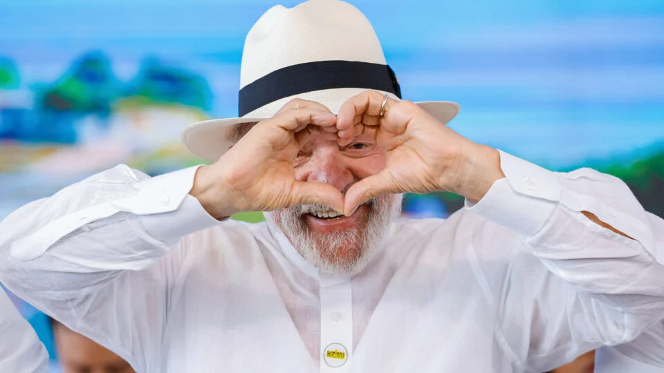 Lula se reúne com Vorcaro e Mantega para discutir crise no Banco Master