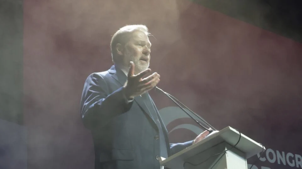 Mario Degani, primo de Toffoli, expõe novos negócios de luxo em meio a investigações