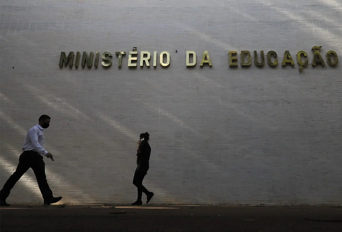MEC admite falhas em dados do Enamed que afetam notas de cursos de medicina