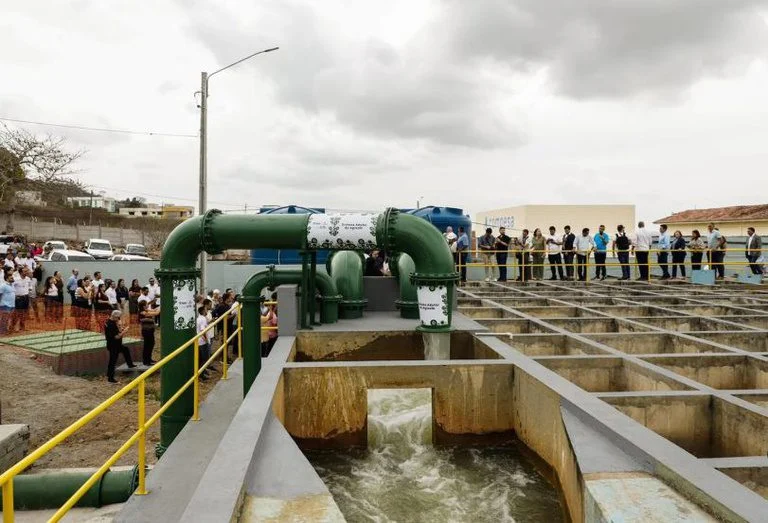 Ministério da Integração garante água a 65 mil em Bezerros e combate crise hídrica