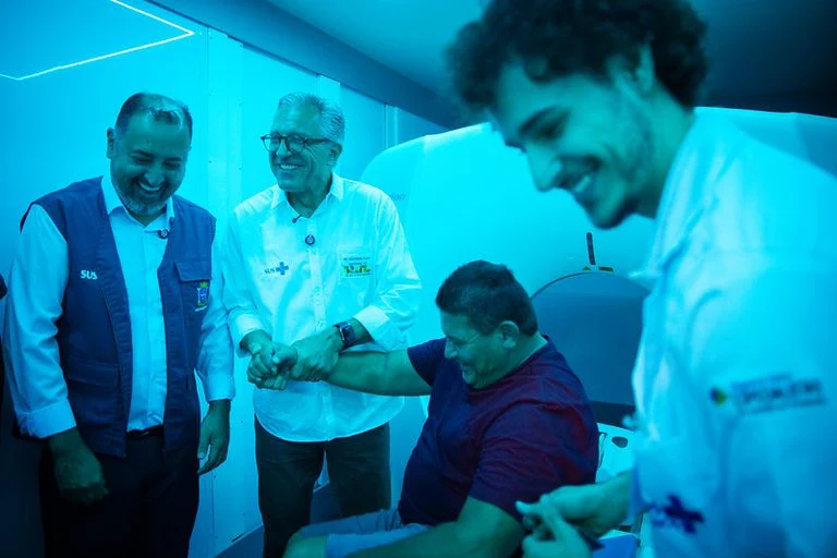 Ministro Alexandre Padilha anuncia novas carretas de saúde e filas zeradas em 15 cidades