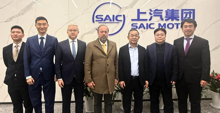 Ministro Alexandre Silveira exige que SAIC Motor invista em infraestrutura no Brasil