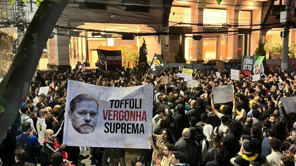 Movimento Brasil Livre exige delação de Vorcaro e grita ‘Fora, Toffoli!’ em SP