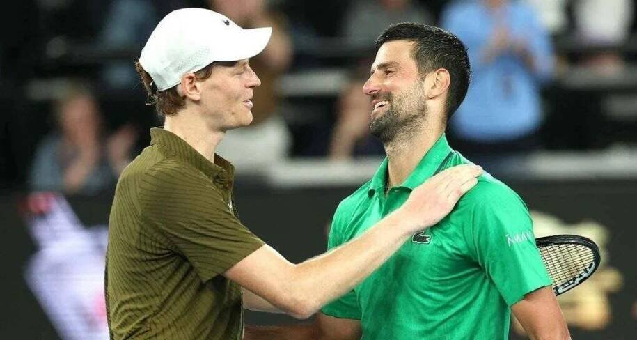Novak Djokovic supera Jannik Sinner e enfrenta Alcaraz na final do Australian Open