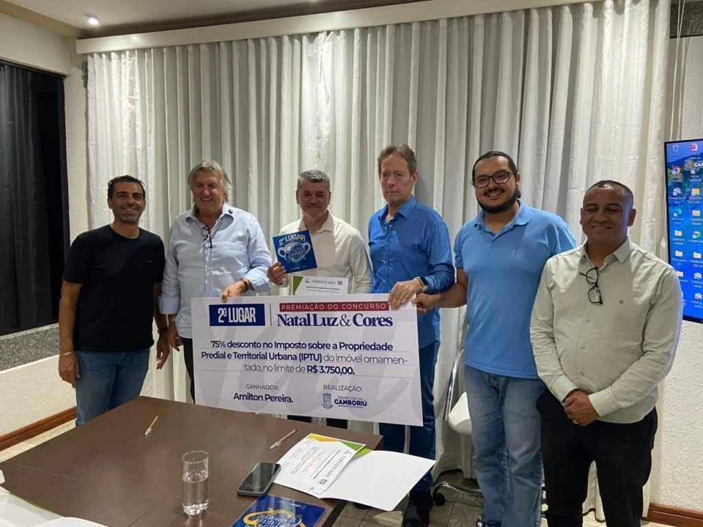 Prefeitura de Camboriú premia vencedores do concurso Natal Luz e Cores e gera expectativa