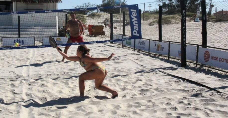 Rede Pampa e Panvel realizam Open de Beach Tennis com inscrições gratuitas e prêmios