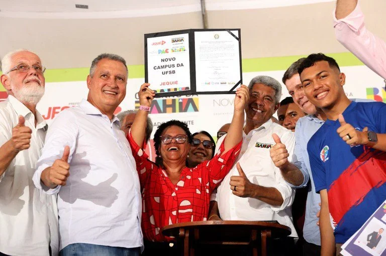 Rui Costa destaca investimento de R$ 213,9 milhões em Jequié para educação e saúde