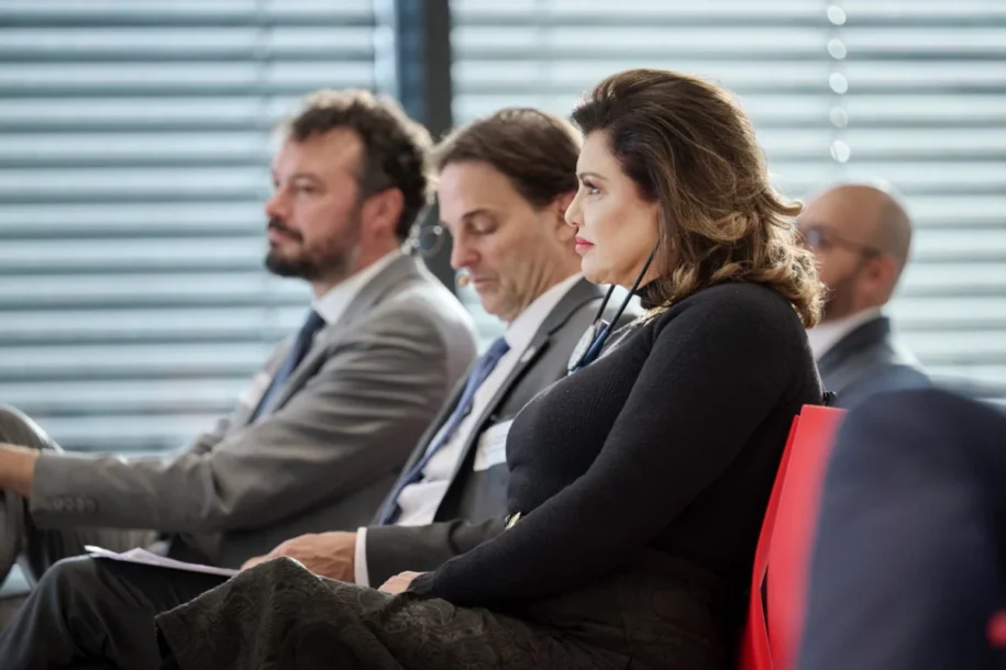 Vice-governadora Marilisa Boehm anuncia Centro de P&D da Nanovetores na Suíça