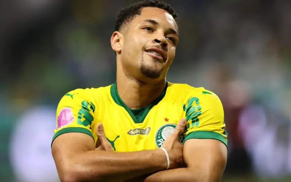 Vitor Roque do Palmeiras é avaliado em até R$ 576 milhões e chama atenção na Europa