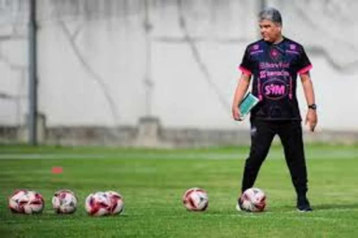 Ademola Lookman brilha e Atlético de Madrid goleia Bétis na Copa do Rei!