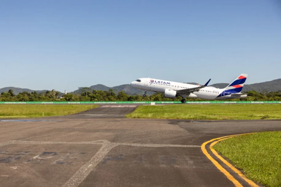 Aeroporto Internacional de Navegantes prevê 38 mil passageiros no Carnaval 2026