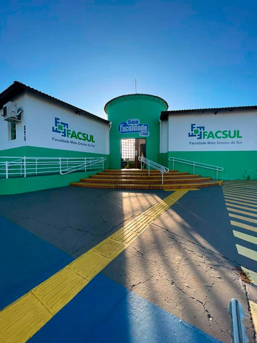 Alunos do PROUNI denunciam Faculdade Uniderp por recusa em receber bolsistas