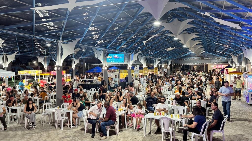 Araquari supera expectativas com 8ª Festa do Caranguejo e atrai 10 mil pessoas