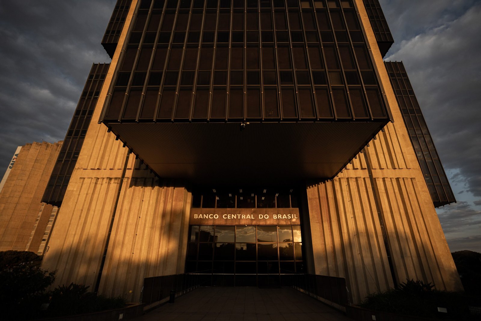 Banco Central designa comissão para investigar liquidação do conglomerado Master