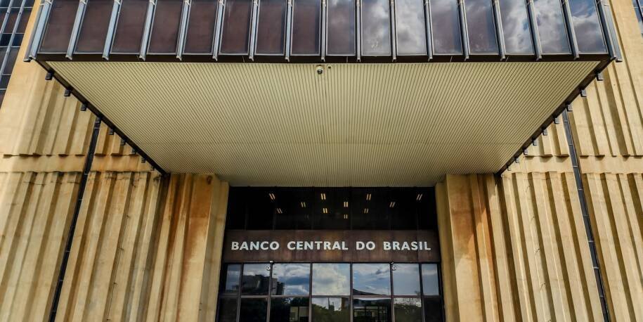 Banco Central registra prejuízo de R$ 119,97 bilhões após queda do dólar