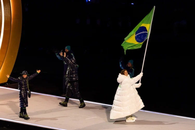 Brasil marca presença histórica nas Olimpíadas de Inverno com 14 atletas em 2026