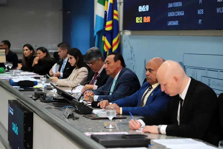 Câmara Municipal de Campo Grande mantém veto de Adriane Lopes sobre previdência