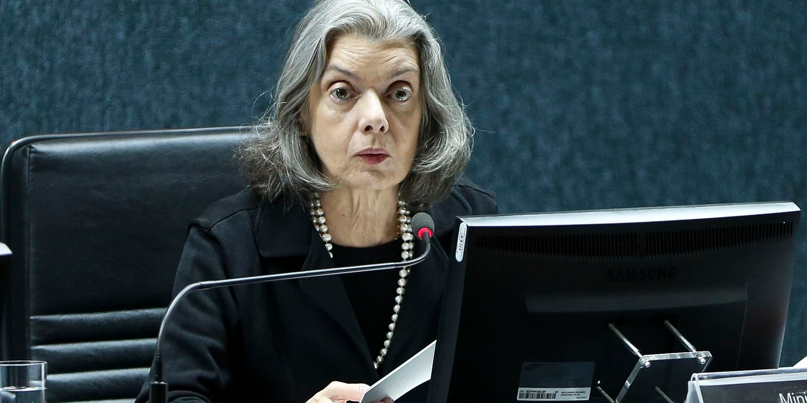 Cármen Lúcia impõe regras rígidas para juízes nas eleições de outubro
