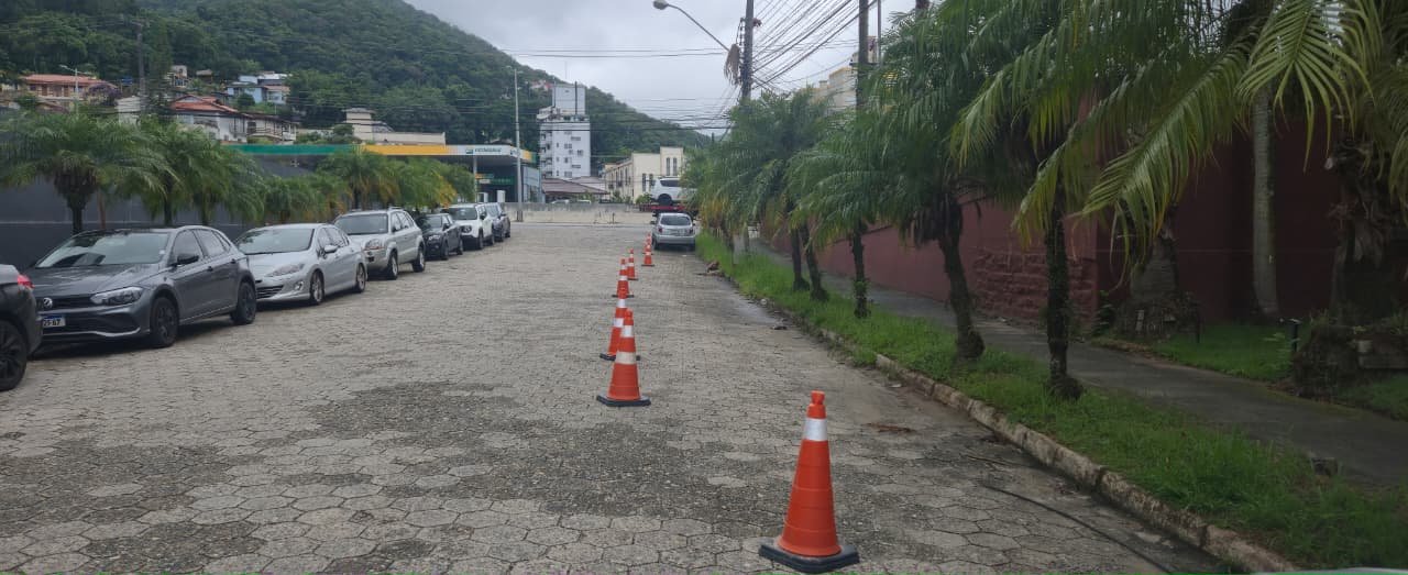 Casan inicia travessia de esgoto na SC-401 e beneficia 33 mil moradores