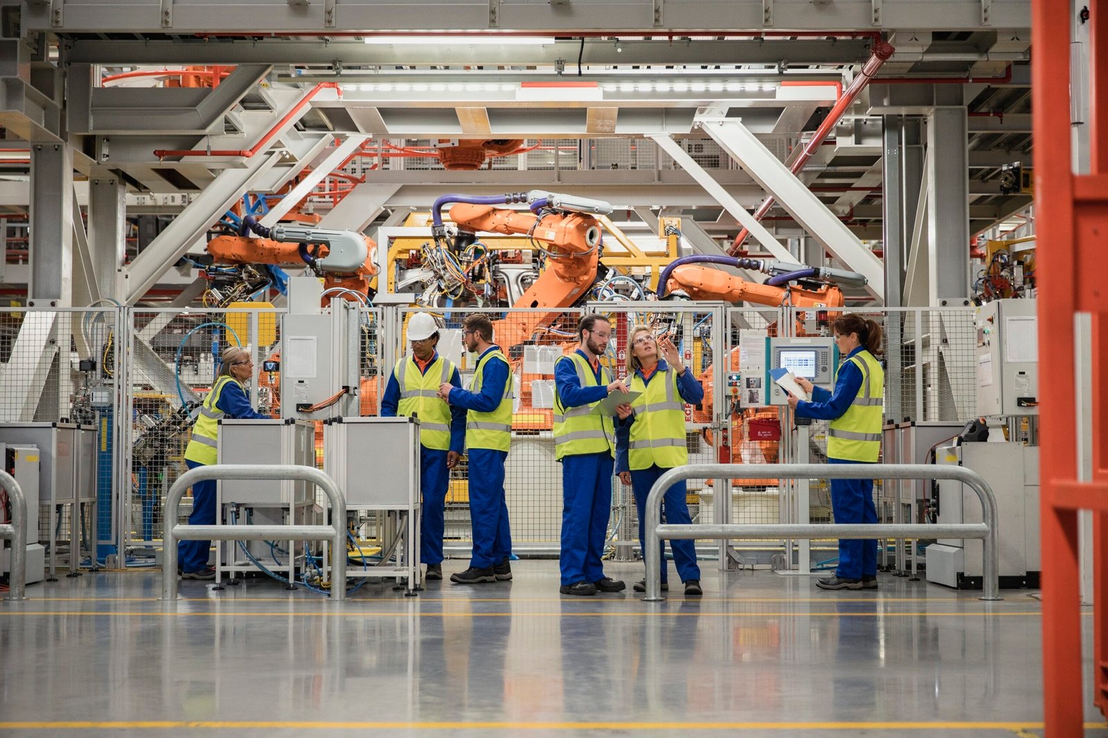 CCJ da Câmara discute PECs que podem acabar com a escala 6x1 e gerar polêmica