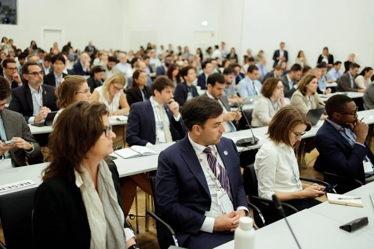 COP 30 defende aceleração climática em evento crucial em Mumbai