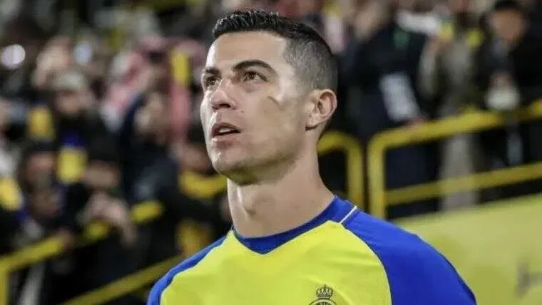 Cristiano Ronaldo reafirma desejo de continuar no Al-Nassr apesar de insatisfações