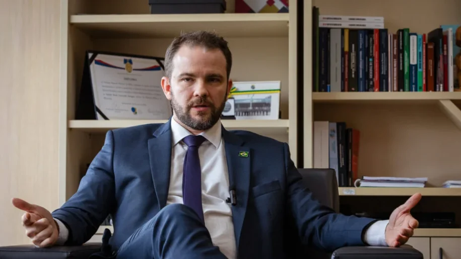 Dario Durigan é cotado para substituir Haddad e garantir estabilidade econômica