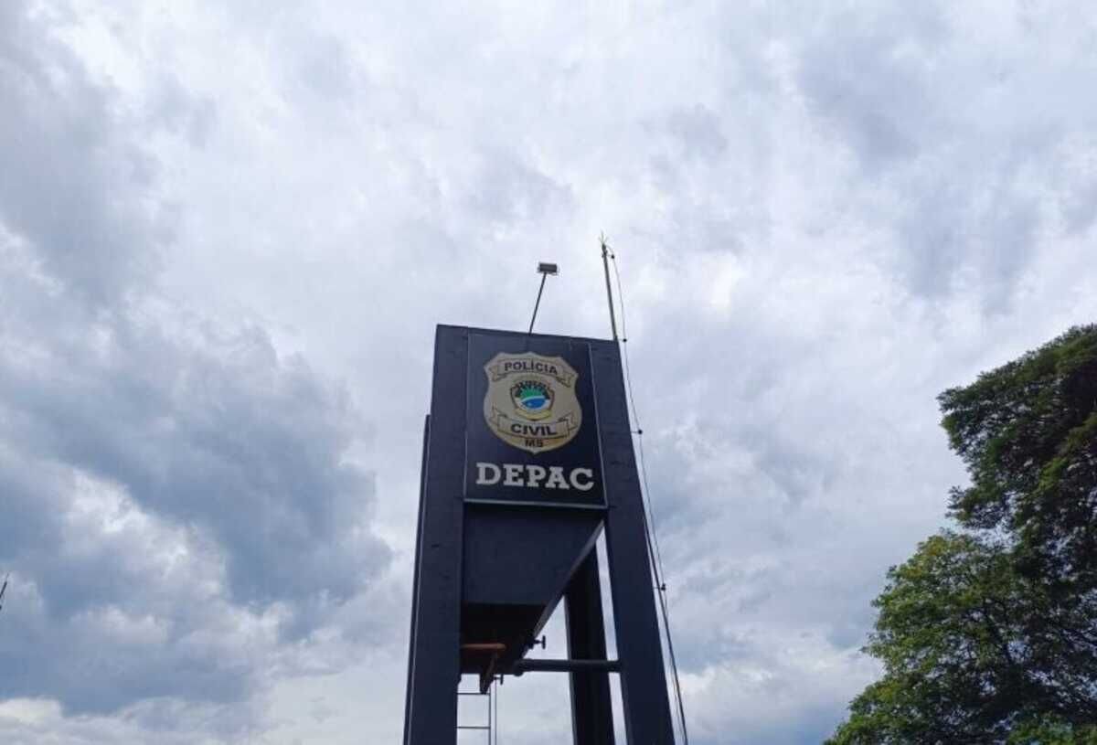 Diliana Coronel Mendes é detida após aplicar golpe de R$ 15 mil em Dourados