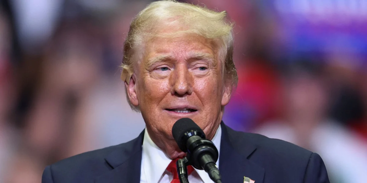 Donald Trump ignora racismo em vídeo de Obama e recusa pedido de desculpas