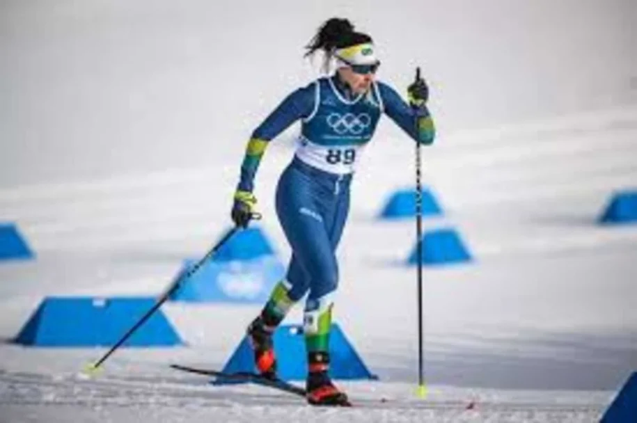 Eduarda Ribera sofre hiperventilação e é socorrida em prova nos Jogos de Inverno