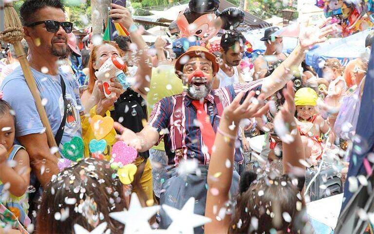 Embratur revela que Brasil atraiu 300 mil turistas no Carnaval de 2026