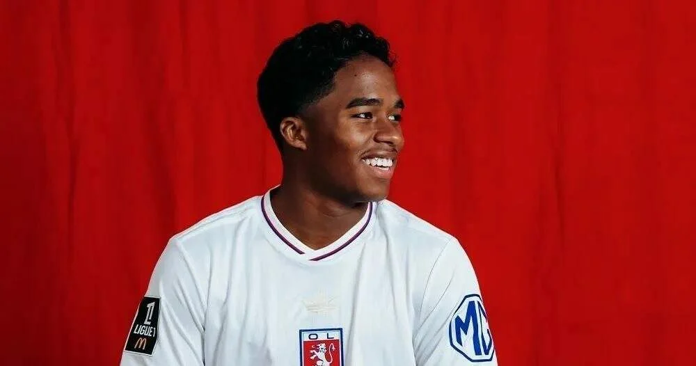 Endrick, o ‘Matador’, brilha no Lyon e mira Champions League com Vini Jr. e Mbappé