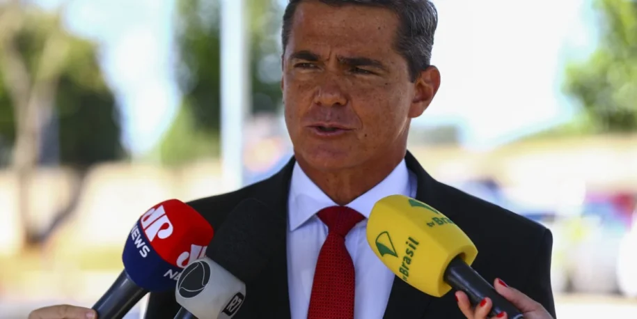 Exército confirma ao STF que general Mario Fernandes pode ter visita íntima